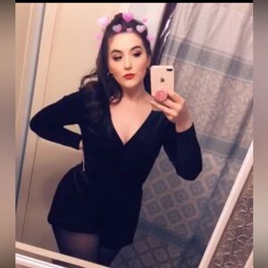 Sparkly Velvet Longsleeved Romper!